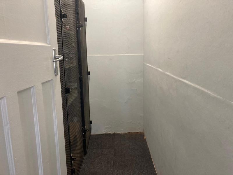 To Let Commercial Property for Rent in Newton Park Eastern Cape